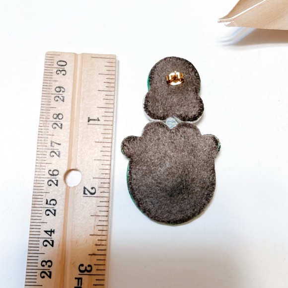 Anthropologie | Faux Diamond earrings | green | Costume Jewelry - Picture 5 of 5